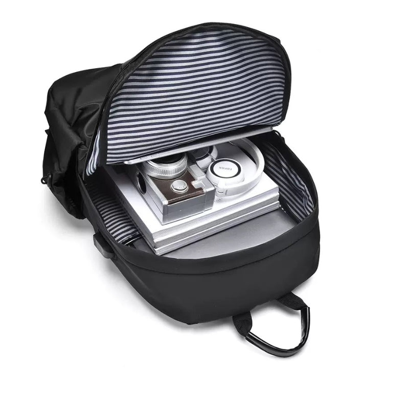Bolsa deportiva informal, impermeable con múltiples compartimentos