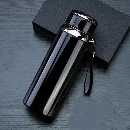 Vaso térmico portatil de acero inoxidable de 1,000 ml. ideal para deportes al aire libre