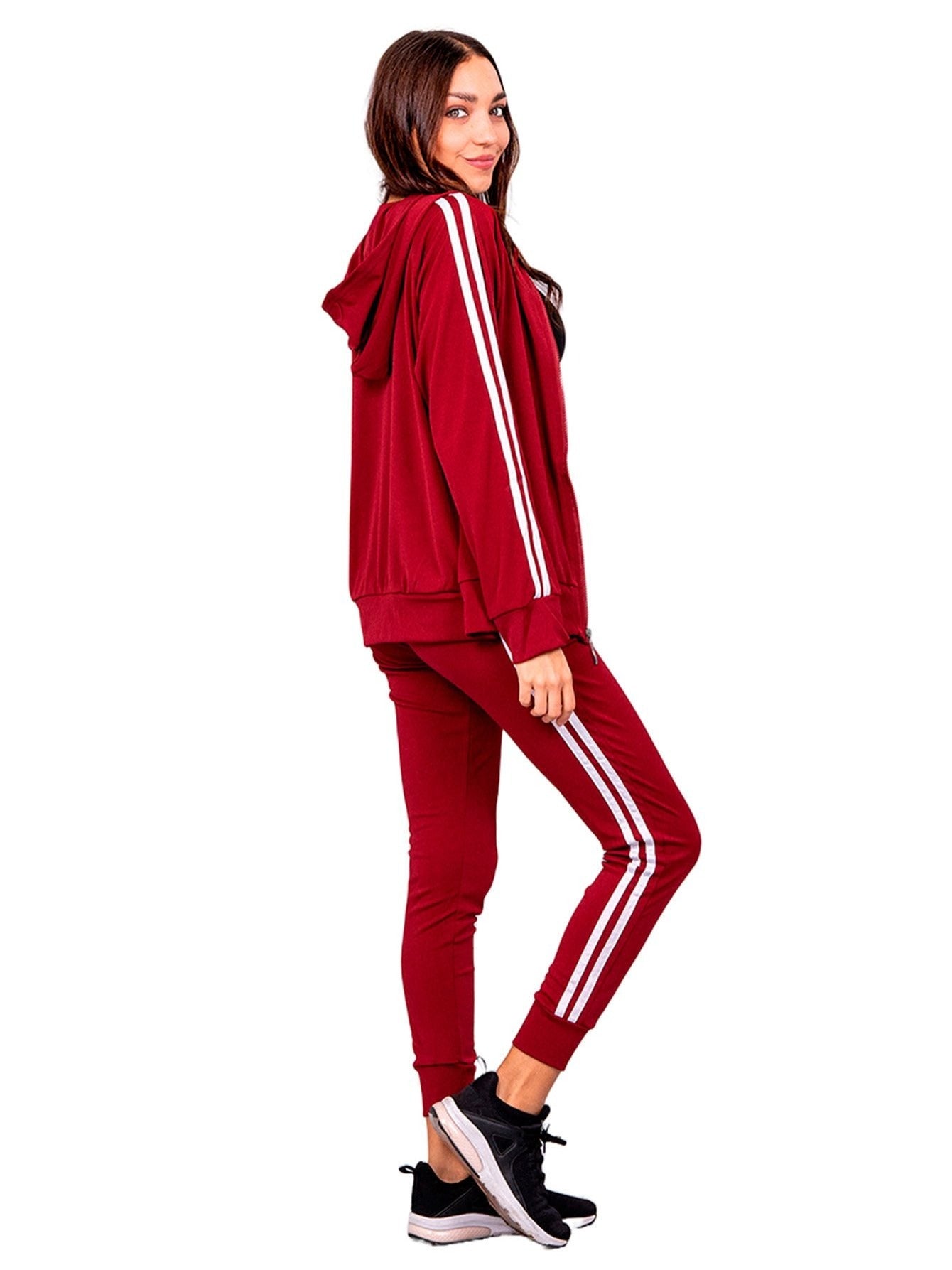 Conjunto deportivo para mujer: pantalón y sudadera