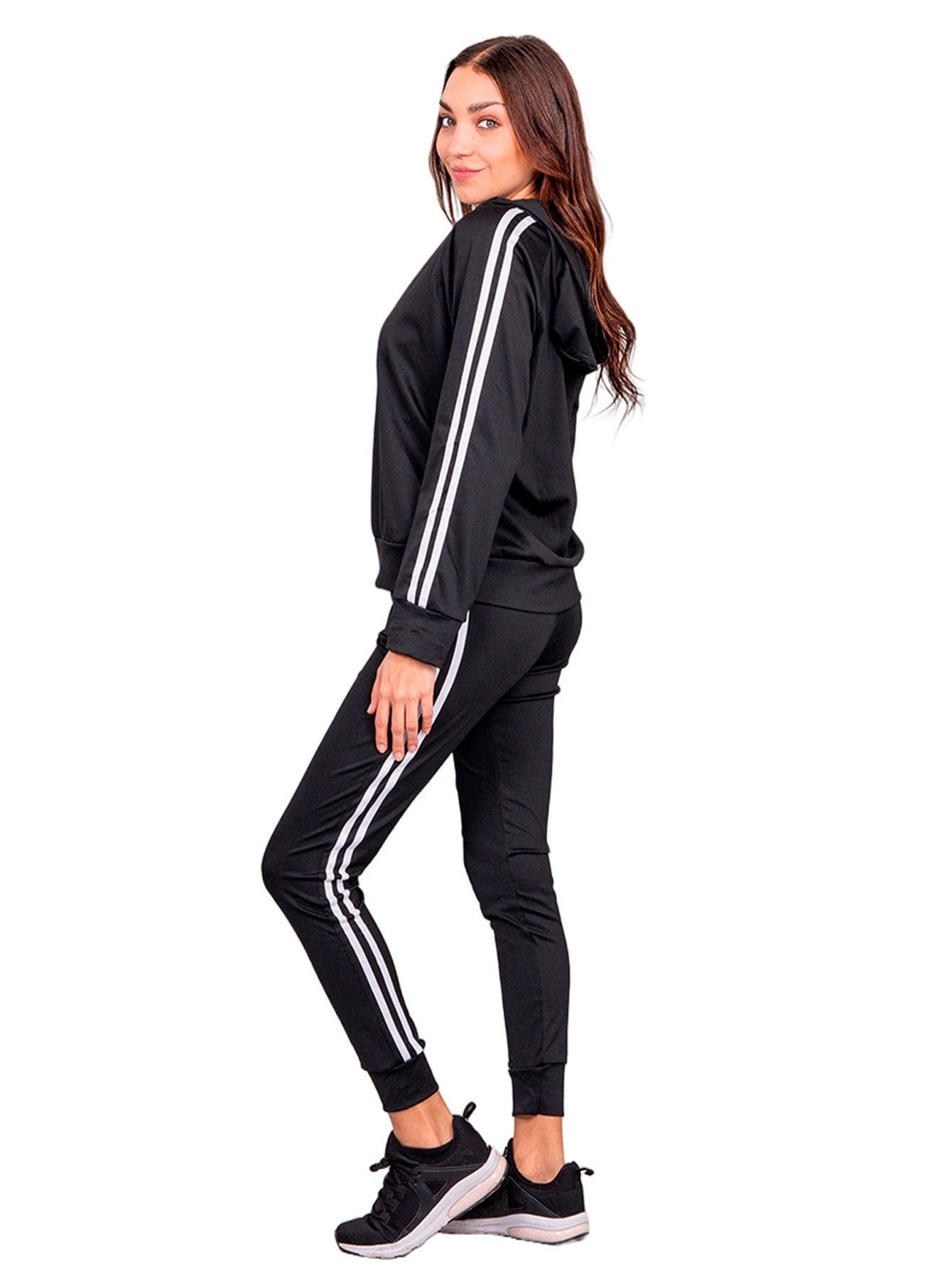Conjunto deportivo para mujer: pantalón y sudadera