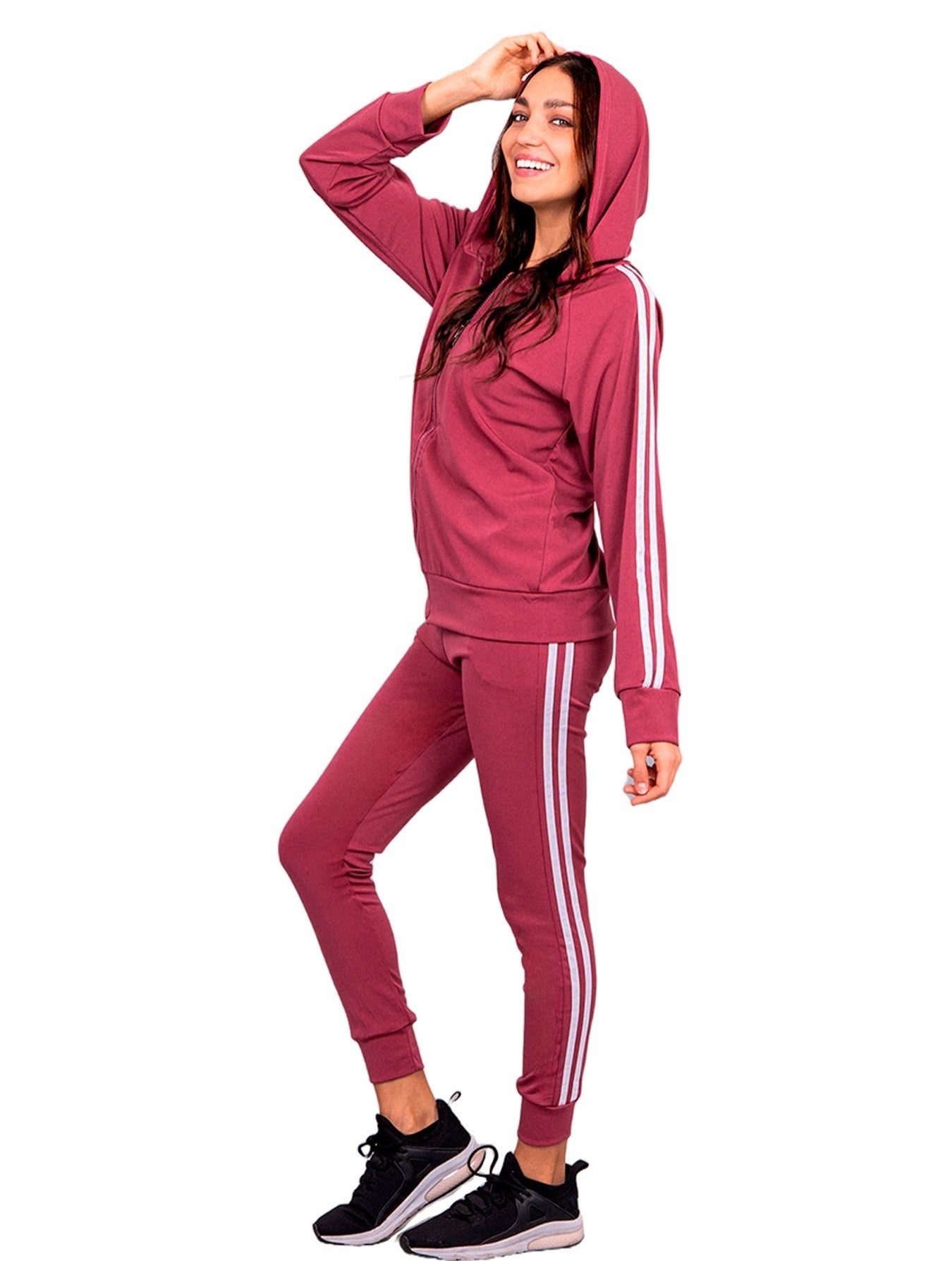 Conjunto deportivo para mujer: pantalón y sudadera