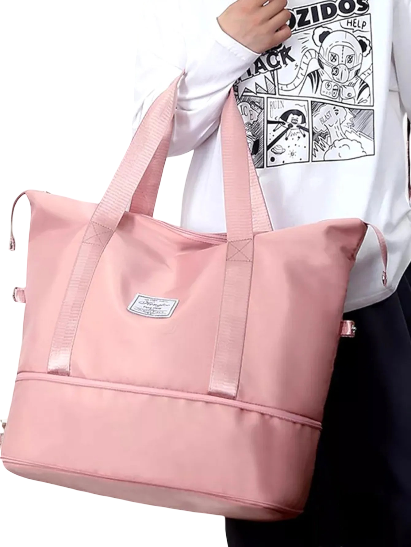 Large capacity sports bag expandable up to 10 cm more