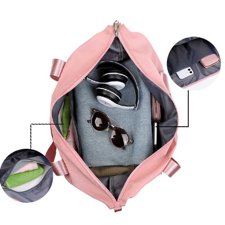 Large capacity sports bag expandable up to 10 cm more