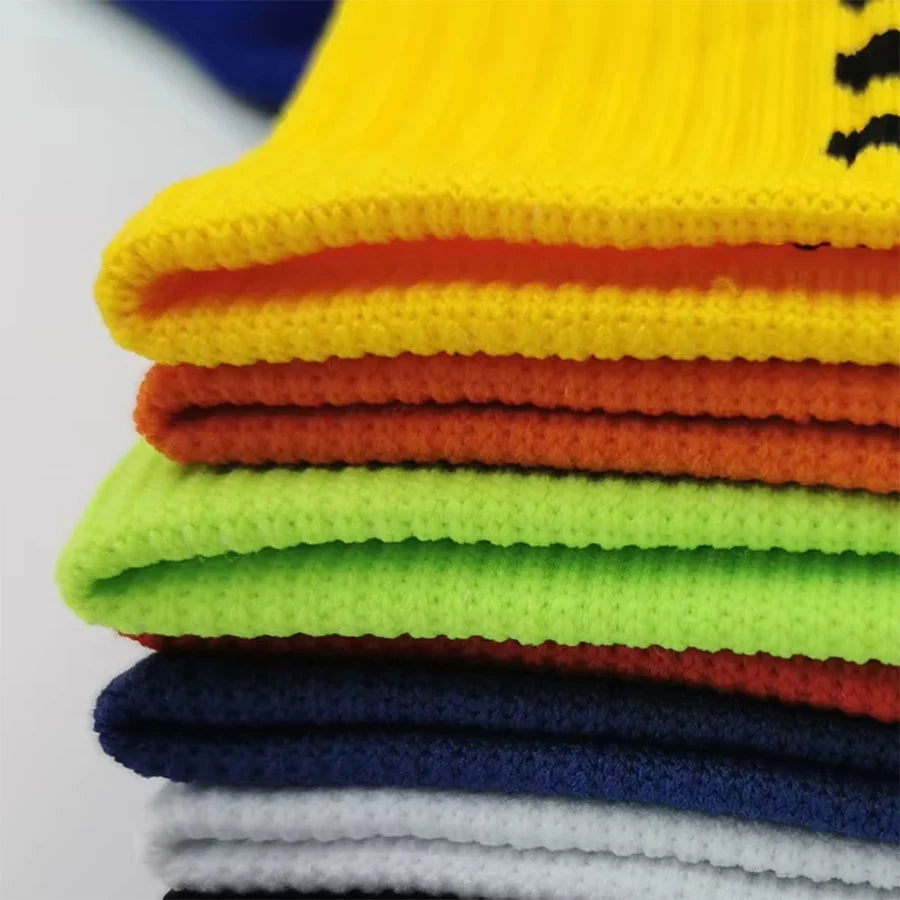 Unisex cotton sports socks with non-slip silicone sole