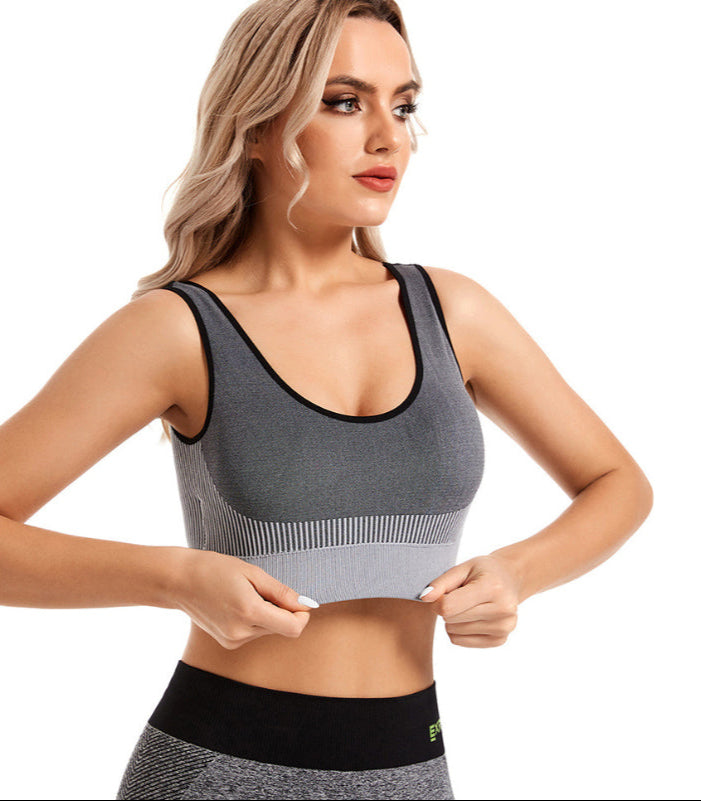 2 high-elastic, soft and comfortable sports bras