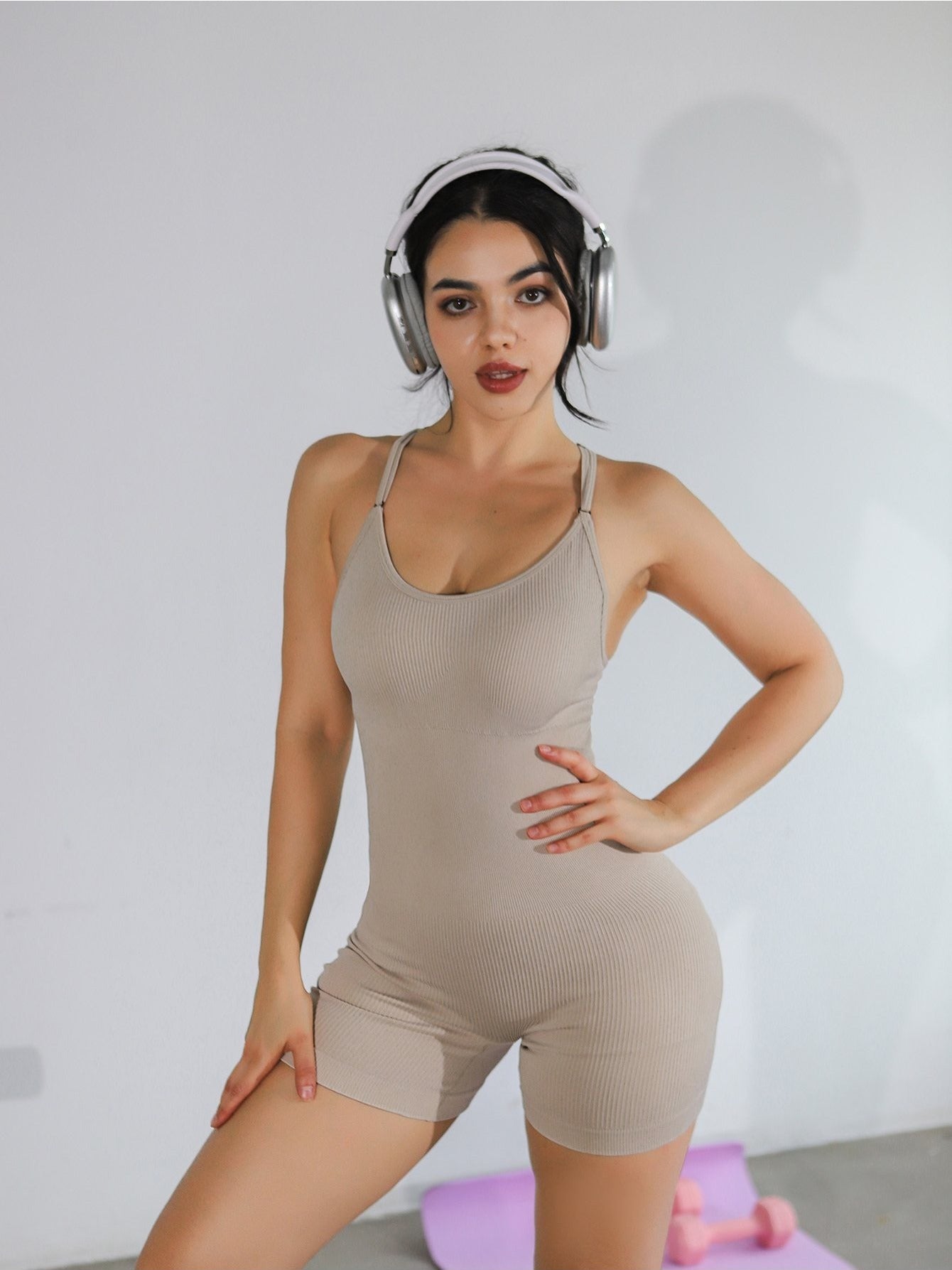 Body ajustado para mujer con tirantes finos