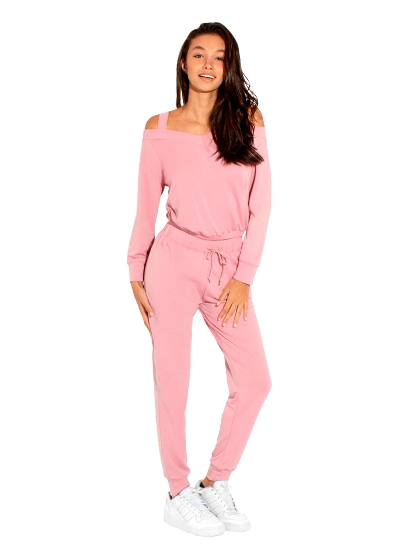 Conjunto deportivo casual y cómodo para mujer