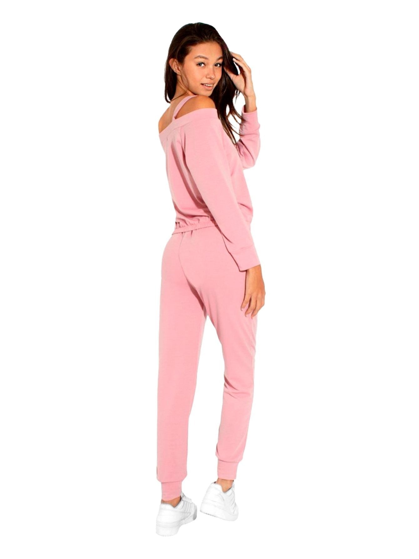 Conjunto deportivo casual y cómodo para mujer