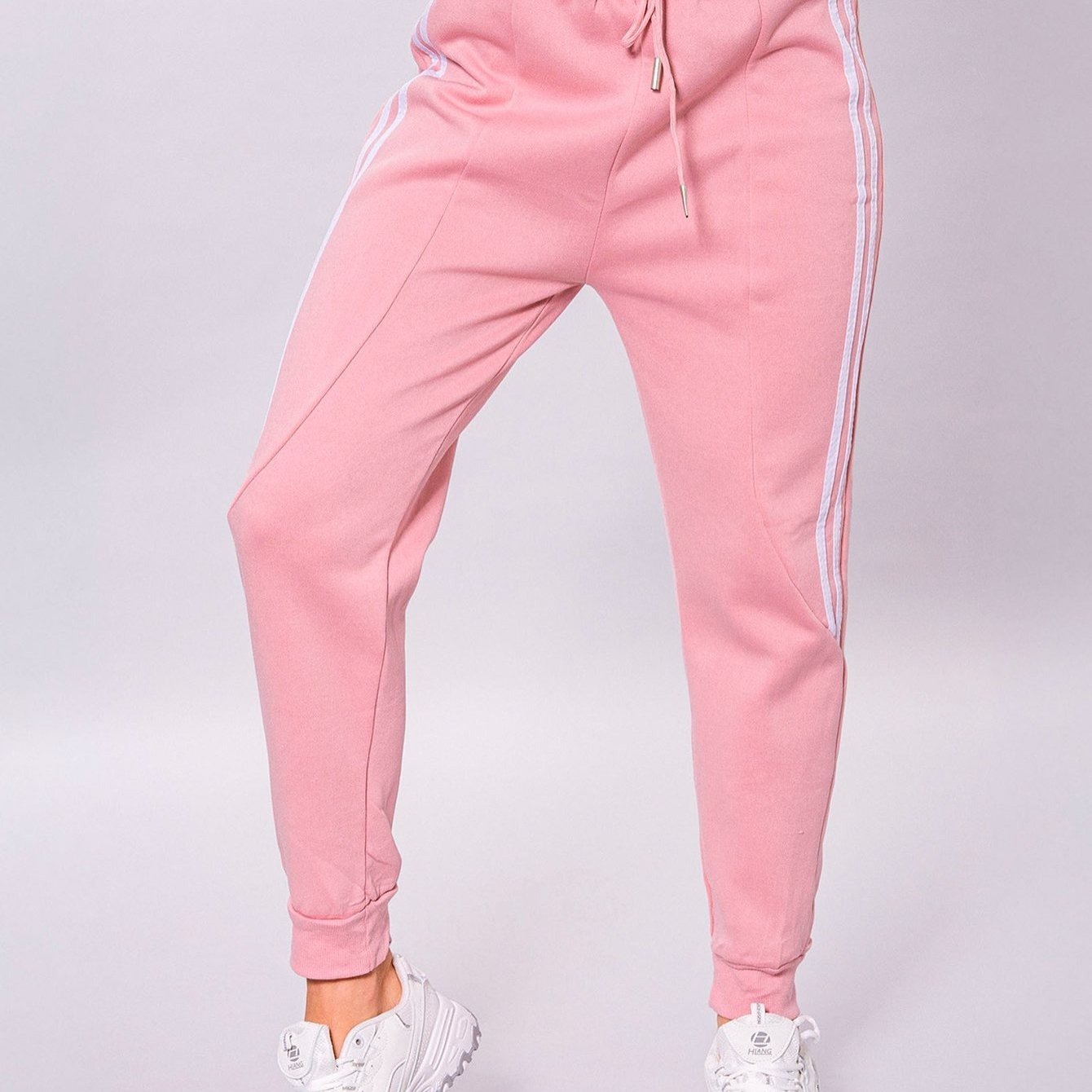 Pants deportivos para mujer