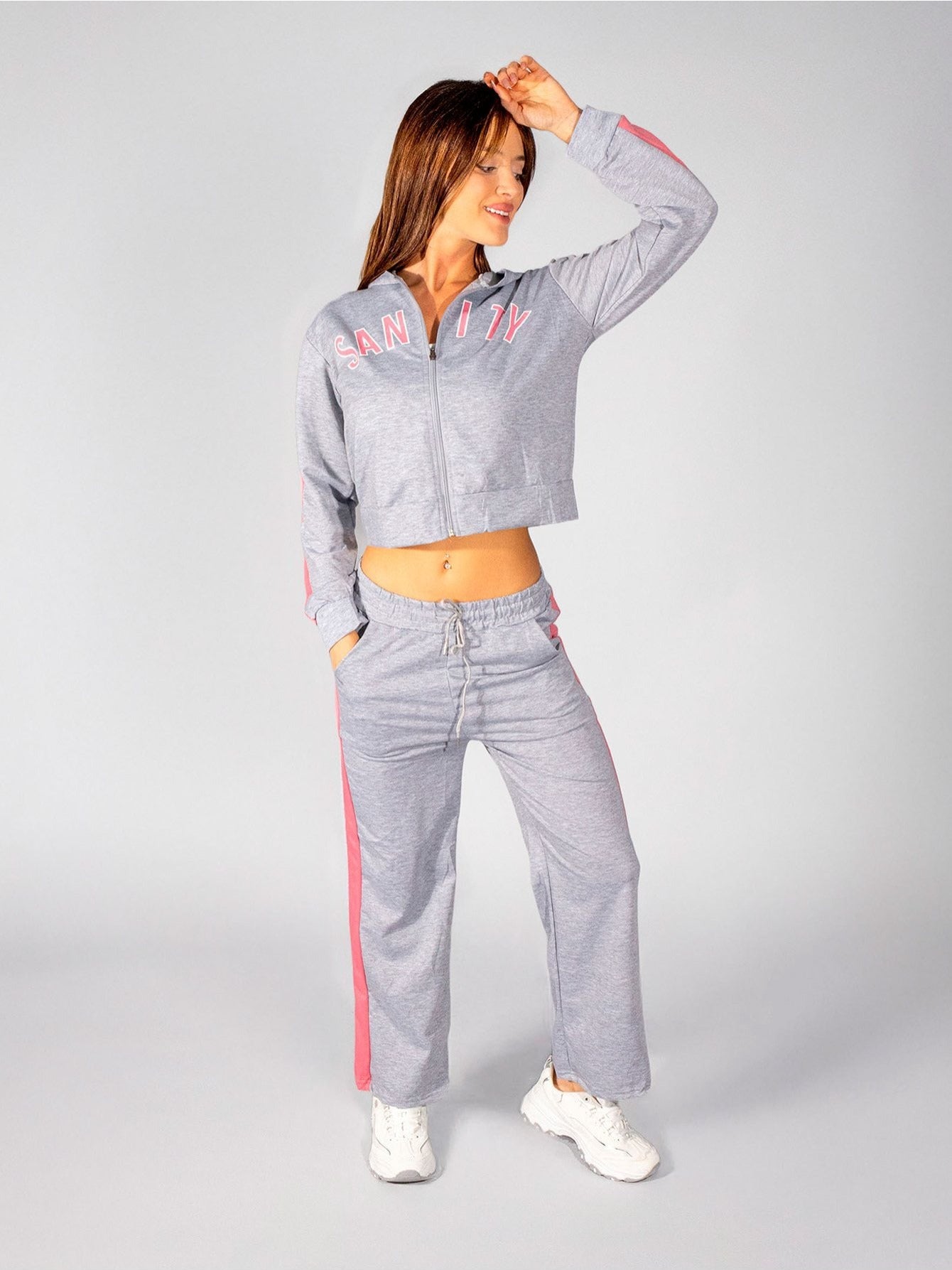 Conjunto deportivo de dos piezas para mujer