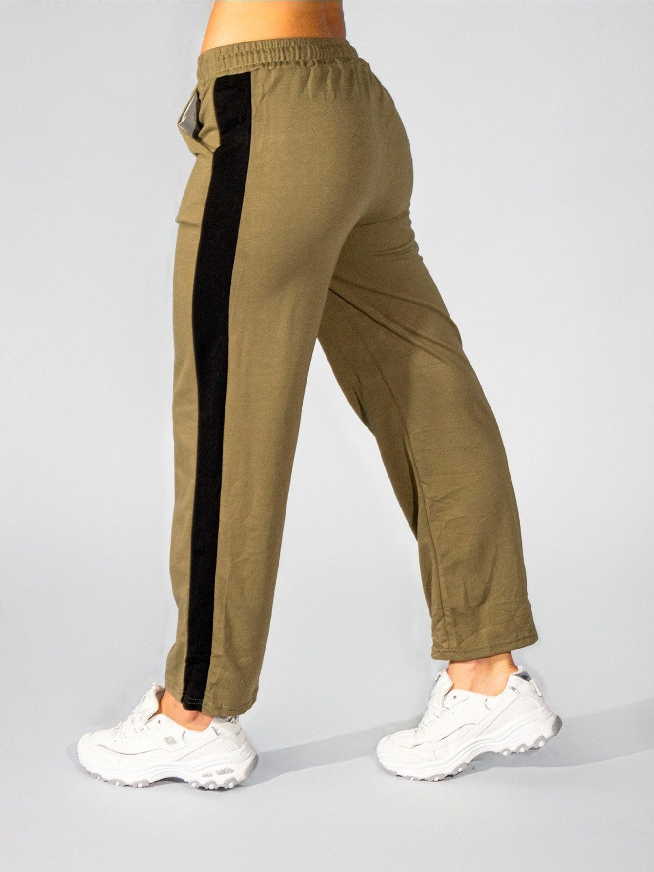 Conjunto deportivo de dos piezas para mujer