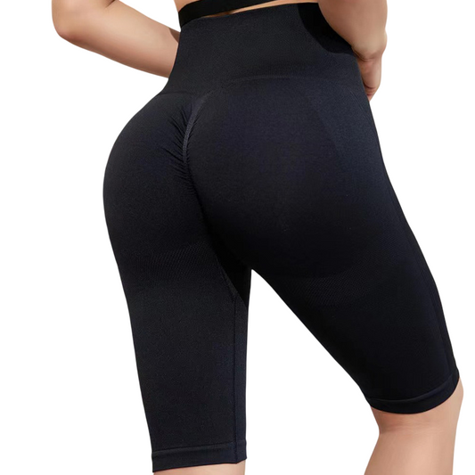 Seamless semi-short shorts