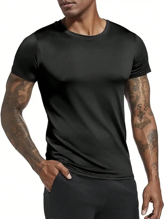 Set of 3 men's crew neck t-shirts, soft, breathable and durable