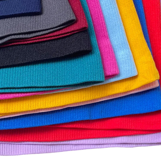 Set of 4 multicolored sports blouses with crossed straps