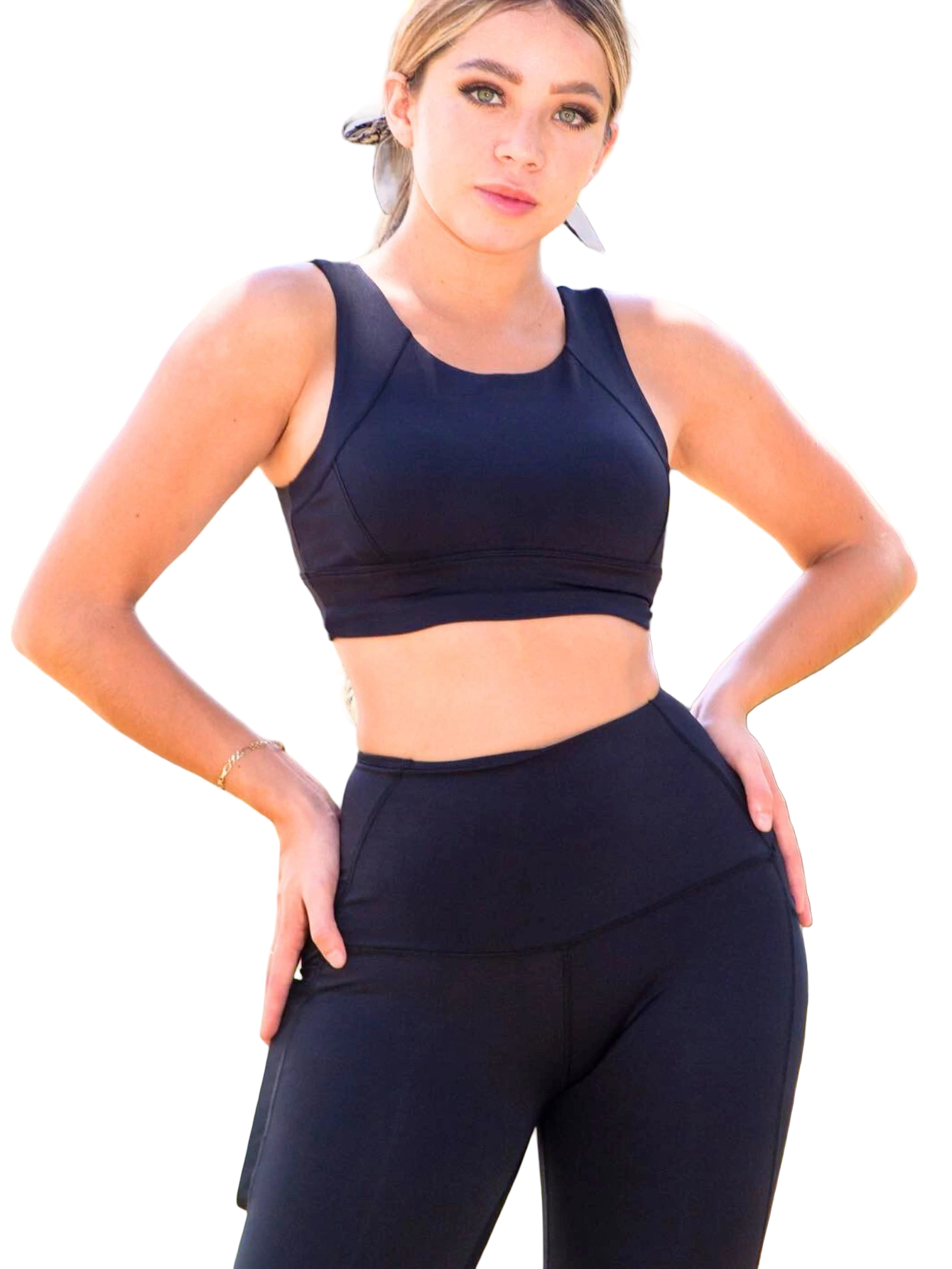 Women's sports set, high-waisted leggings and top with removable cup 