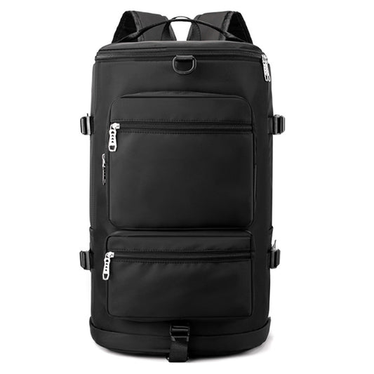 Large-capacity gym bag with dry and wet separation