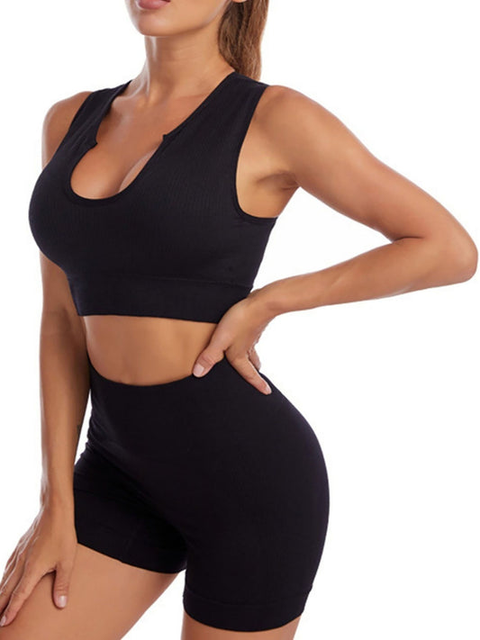 High-impact sports set with push-up bra and high-waist shorts