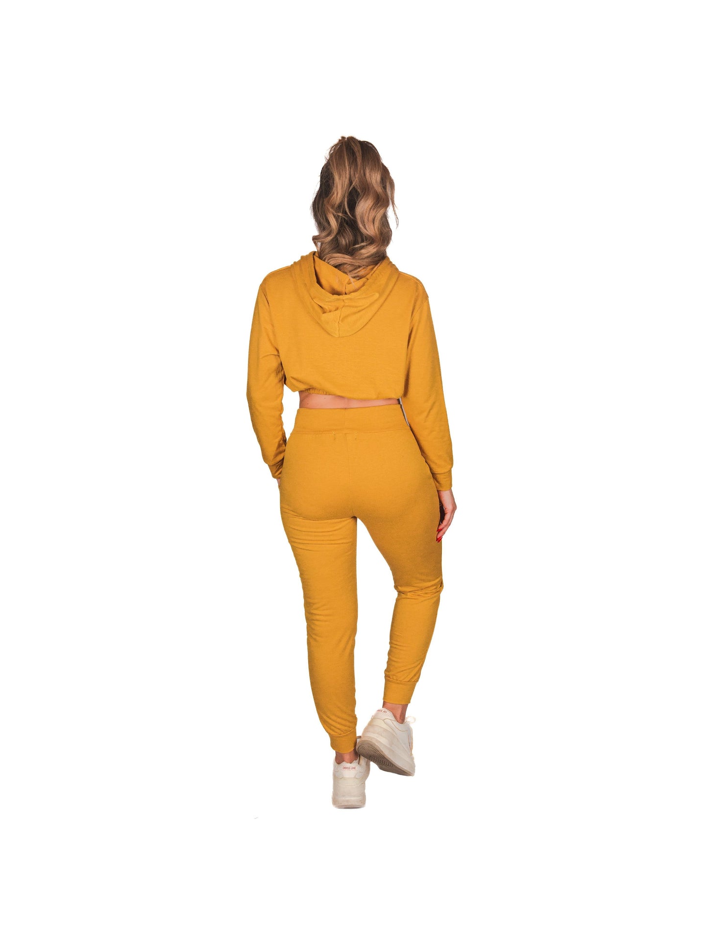 Conjunto deportivo casual y cómodo para mujer